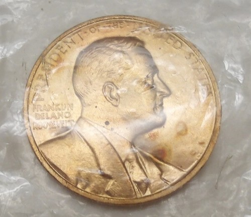 US MINT FRANKLIN ROOSEVELT MEMORIAL MEDAL / TOKEN - NEW IN PLASTIC