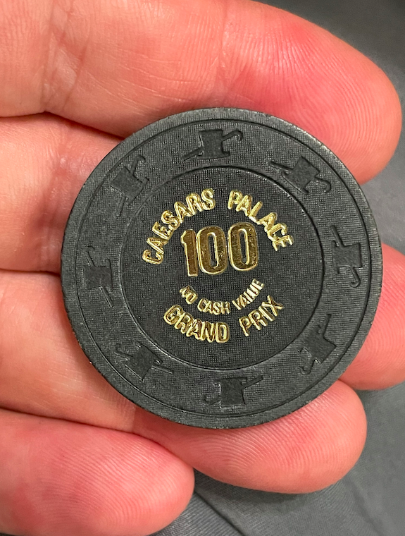 RARE 100 CAESARS PALACE POKER CHIP CASINO GRAND PRIX NCV LAS VEGAS