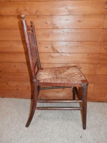 Antique Dutch Spinning Wheel Chair W/ Basket Weave Rush Seat - Picture 8 of 11