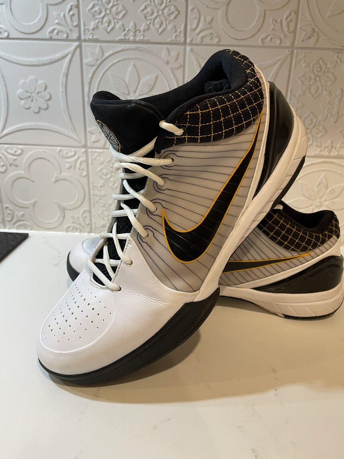 Nike Zoom Kobe 4 IV Del Sol 4 AV354187-101 White Black Yellow 