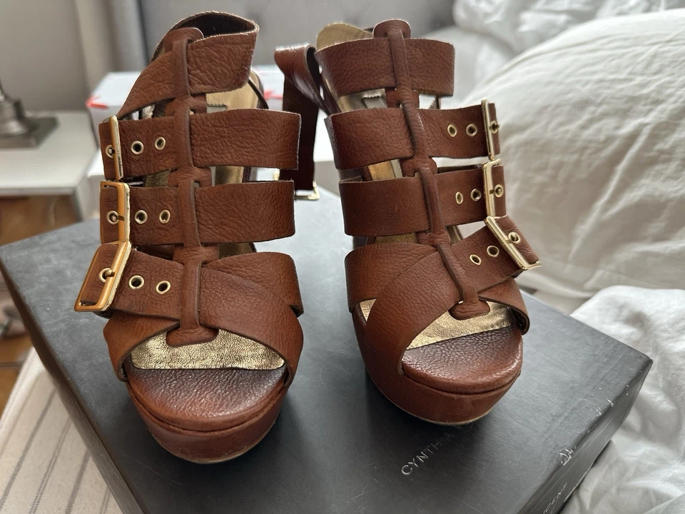 Cynthia Vincent ‘Harper’ Wedge Gladiator Sandals 7M $405 - Image 2 of 4