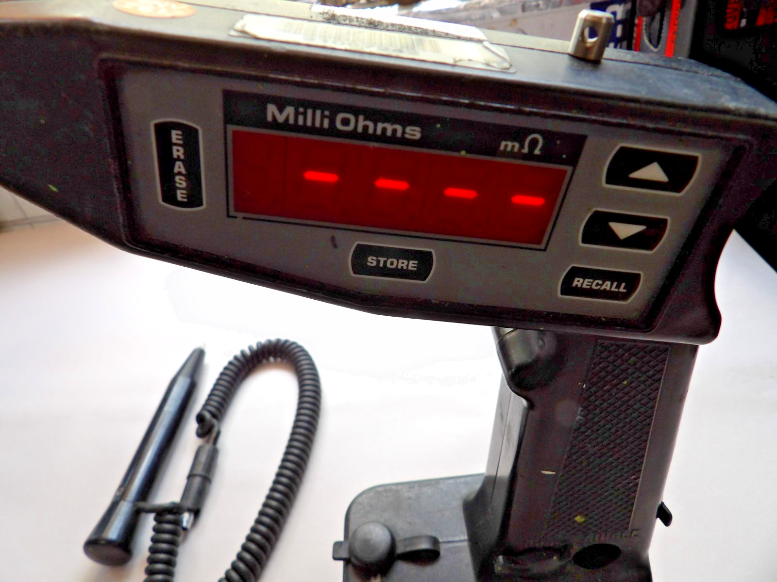 BCD Electronics M1 Milliohm Meter Device Set with Charger