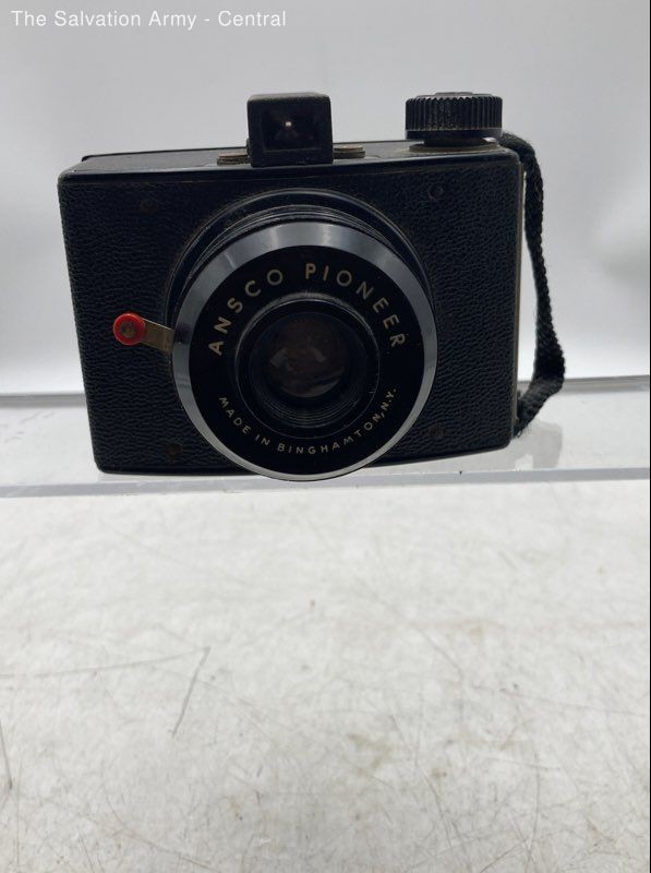 Vintage Ansco Pioneer Black 620 Roll Film Box Camera With Front Red Shutter