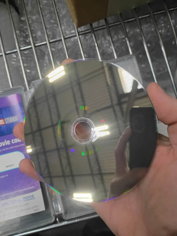 DISNEY'S THE LION KING 4K ULTRA HD + BLU RAY BEST BUY EXCLUSIVE STEELBOOK - Image 4 of 4