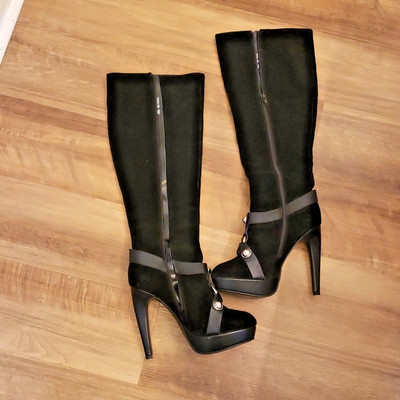 Alexander McQueen Vintage  suede boots