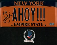 KYLE MACLACHLAN SIGNED HOW I MET YOUR MOTHER AHOY LICENSE PLATE BECKETT BAS COA
