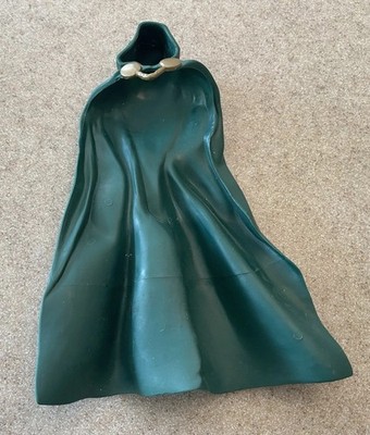 Hasbro Marvel Legends Dr. Doom Figure Ronan BAF Series - F4 Cape