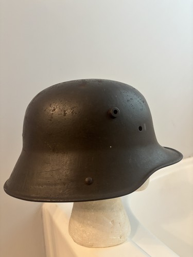 WWI WW1 GERMAN M16 / M17 STEEL HELMET SHELL SIZE TJ66