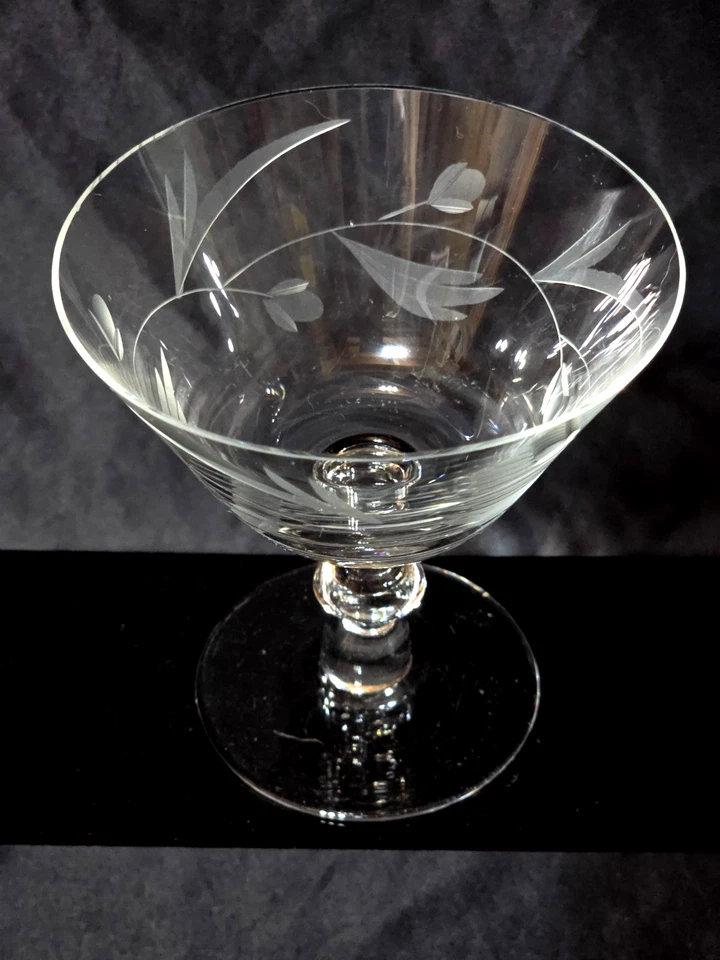 Vintage PRICE PCZ1 Crystal Wafer Stem Champagne Sherbet ETCHED LEAF - Set Of 5 - Image 4 of 4