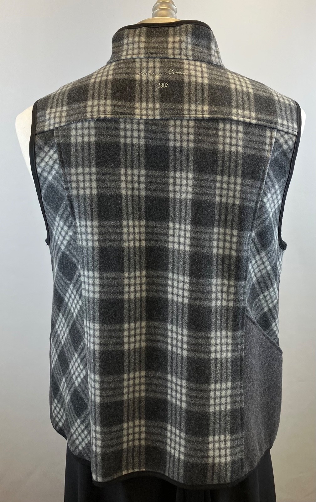 STORMY KROMER Size XL Gray/White Plaid Wool/Nylon… - image 3