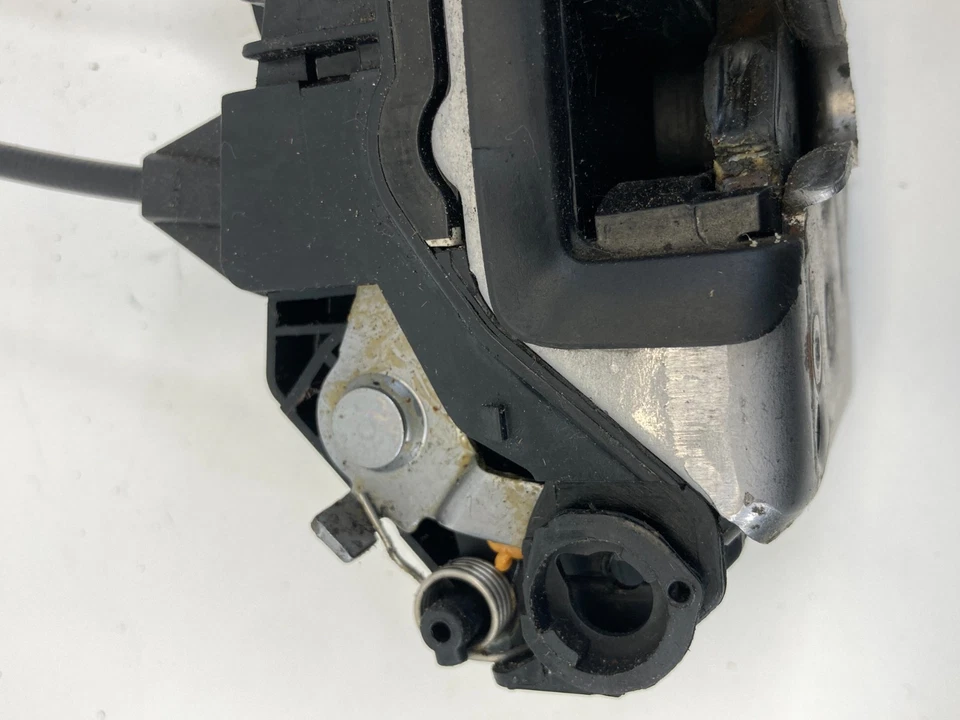 Actuador de liberación de pestillo de cerradura de puerta delantera derecha GMC Acadia 2009-2016 20839793 OEM Foto 4 de 4