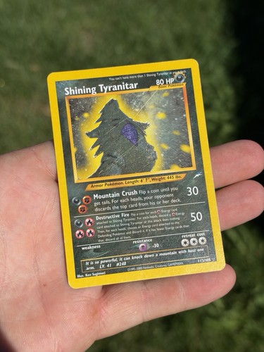 Shining Tyranitar 113/105 Neo Destiny Holo LP
