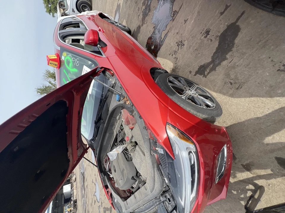 Б/у зеркало левой двери подходит: 2018 Volvo XC60 с электроприводом складное с объемным обзором пришло - Изображение 3 из 4