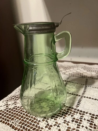 Vintage Hazel Atlas Green Uranium Depression Glass Syrup Pitcher w Lid 6” Tall