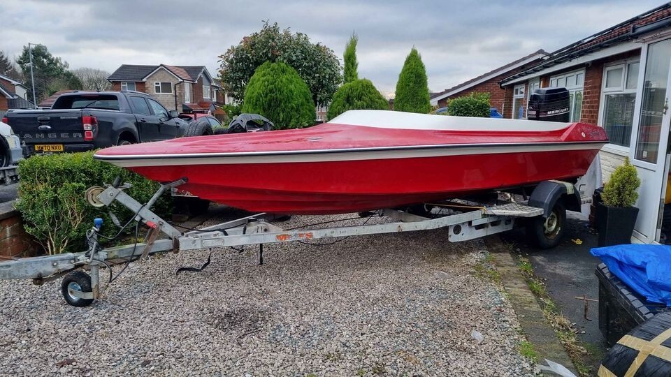 18ft Ring Power Boat and Mercury 175hp EFi eBay