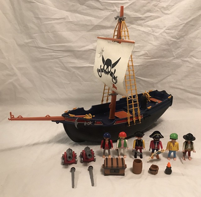 playmobil 5810 pirate ship