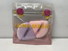 Luna Magic Powder Puff Duo