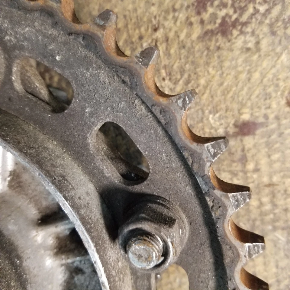 Ступица звездочки заднего колеса 2000-06 Honda CBR929RR CBR954RR RC51 42615-MCF-000 - Изображение 2 из 4