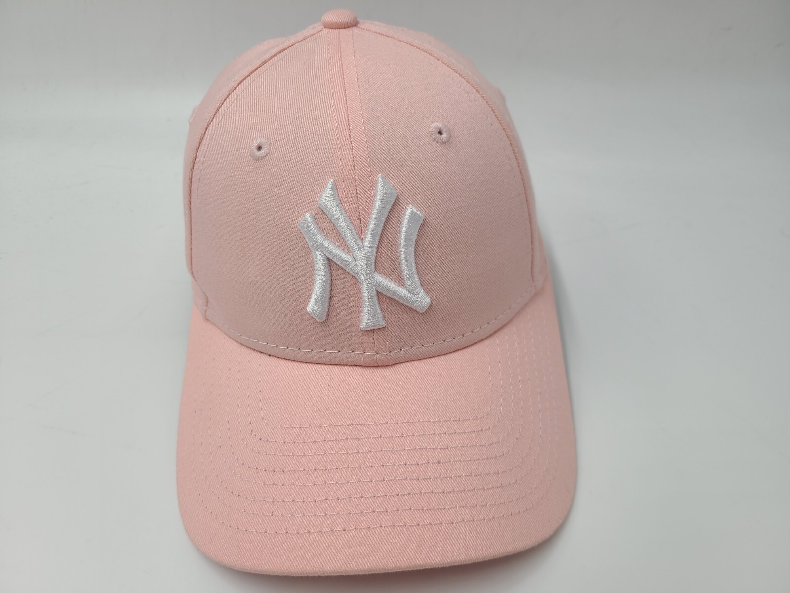 Women New York Yankees New Era 9Forty Strapback Adjustable Hat Cap MLB Baseball