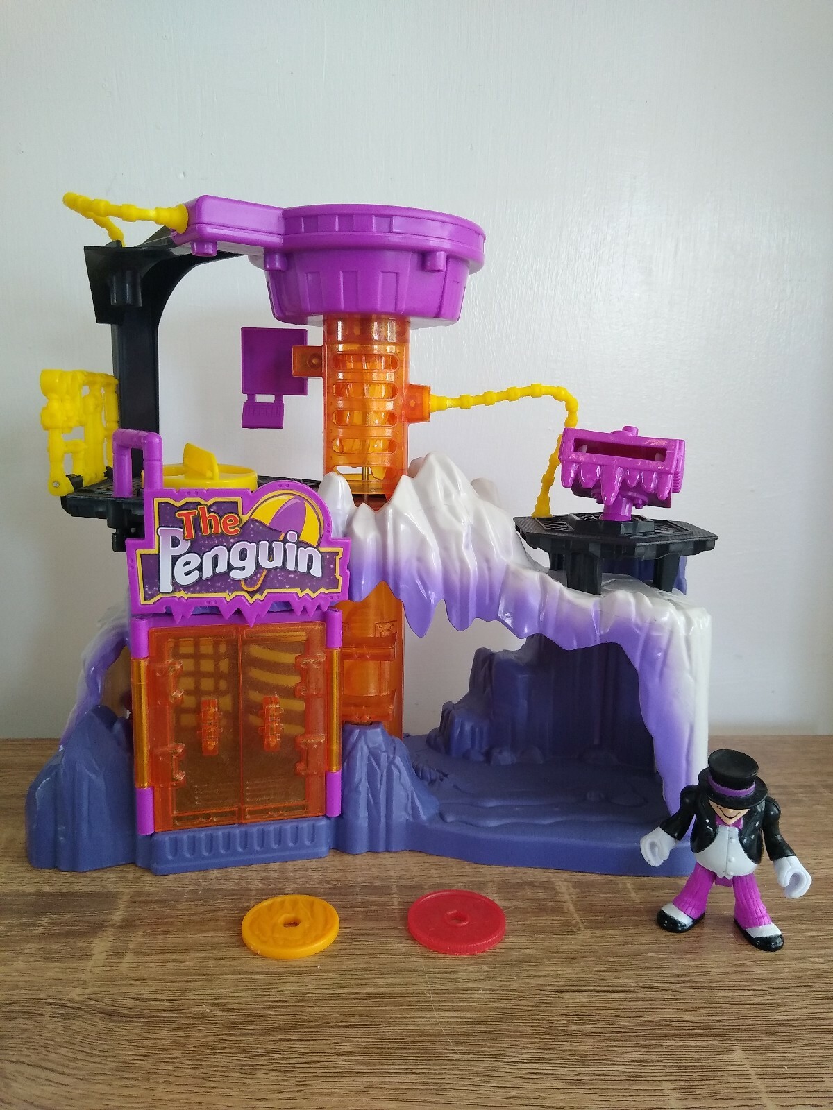 Interactive Batman Toy Fisher-Price Imaginext DC Super Friends Batcave -  Batman Toy Playset With Figures DC Super Friends Toys, image size:1200x1600