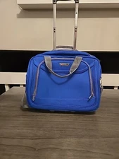 Delsey Luggage Handled Rolling Carry On Garment Suitcase Bag 2 Wheels 