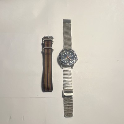 Seiko Prospex PADI Solar Quartz Diver Watch Blue Dial 200m Date, 20mm SS