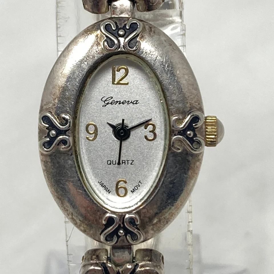Reloj Geneva Vintage Mujer 19mm Tono Plata Pátina Ovalado Cierre Palanca Batería Nueva Foto 2 de 4