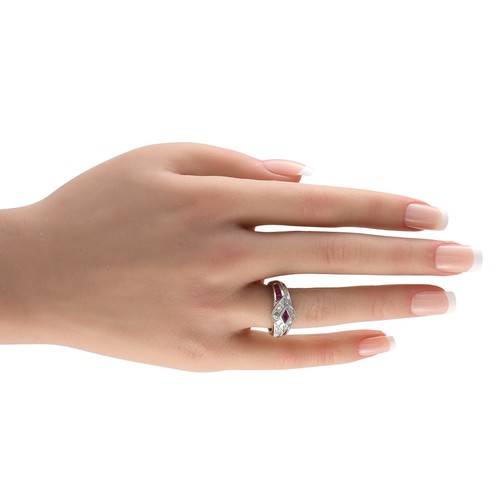 Platinum 1.40ct Diamond and Ruby Ring - Picture 3 of 3
