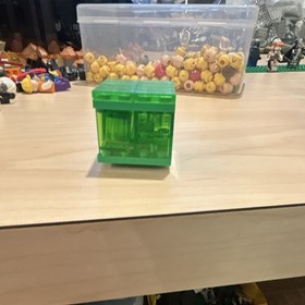 Lego Giant slime set 21137 (SUPER RARE!!!) MINT CONDITION