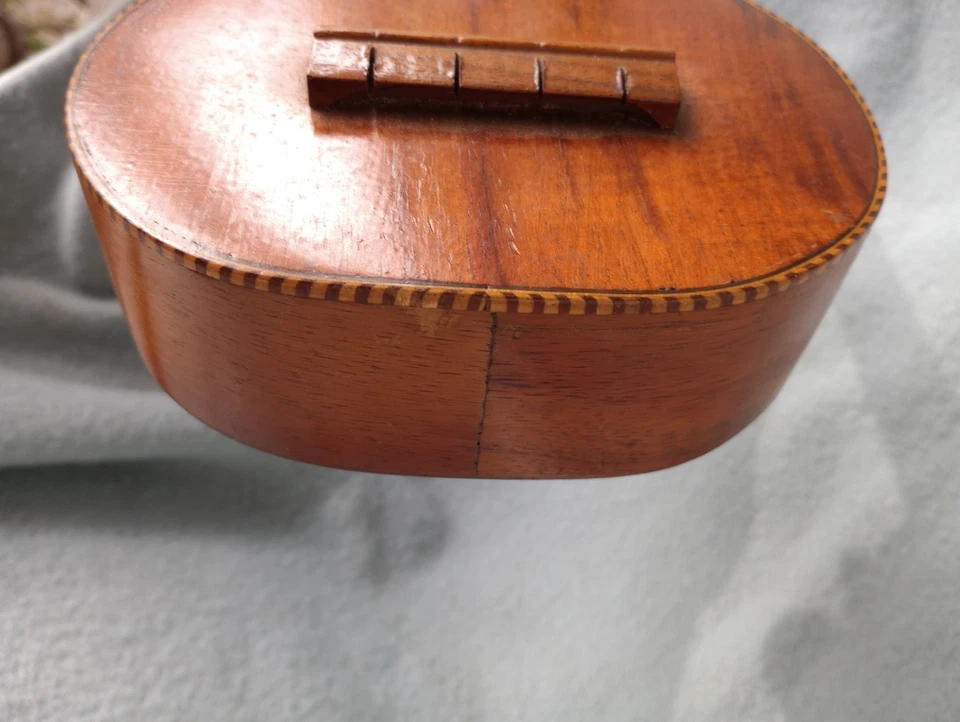 Antique Old Ukele Estate Found - Image 2 of 4