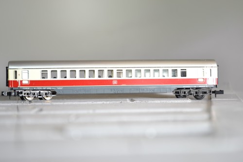 VAGÓN AUTOCAR ARNOLD RAPIDO ESCALA N 80654 | Condition: Used