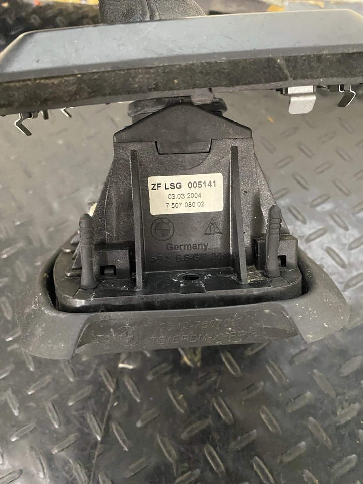 Palanca de cambios automática 7507080 OEM BMW E46 E60 325ci 330ci 2003-2006 Foto 4 de 4