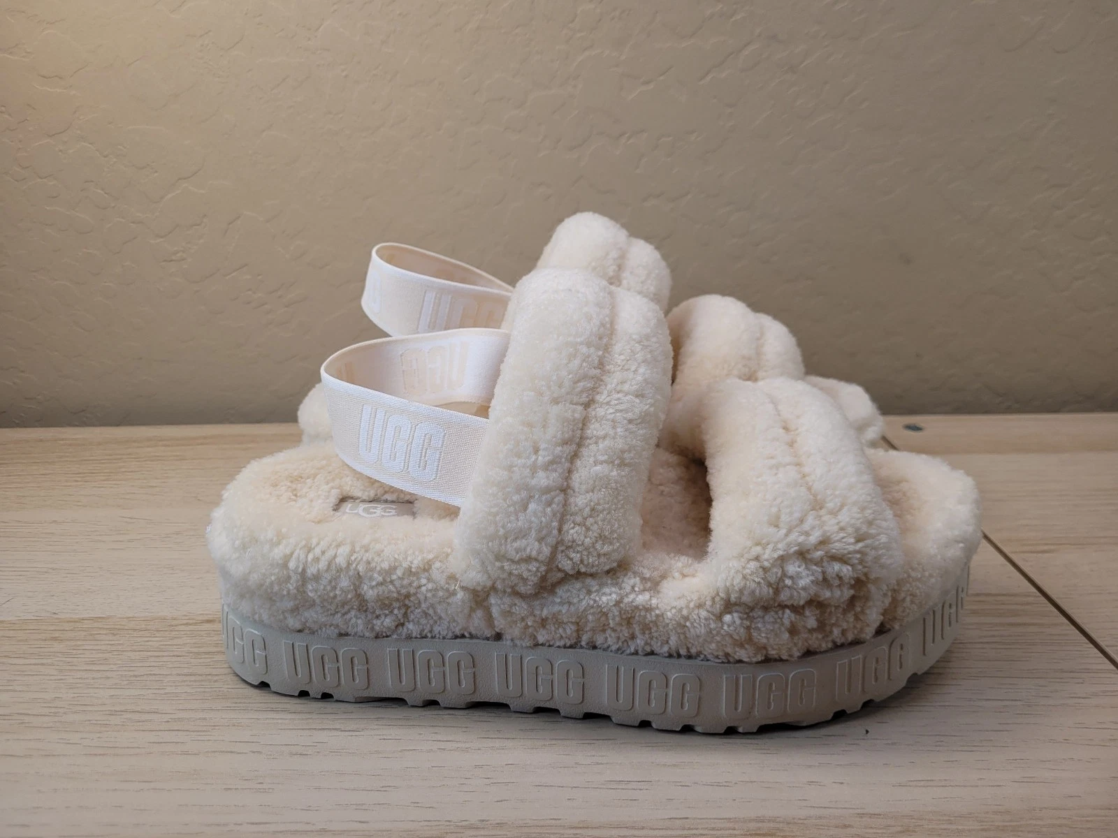 Sandali UGG donna avorio Oh Fluffita pelle di pecora slingback slide taglia 8