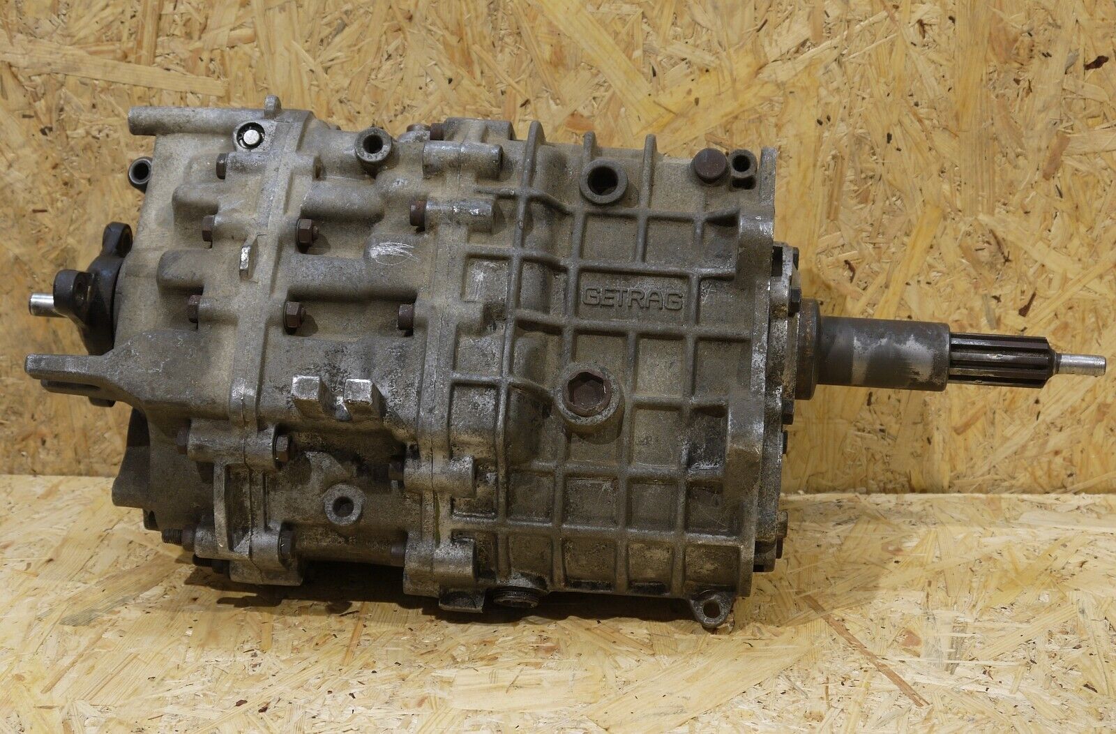 GETRAG 265 262 宝马 E3 E9 E12 E23 E24 E28 262.0.510.90 5 速 GETRIEBE