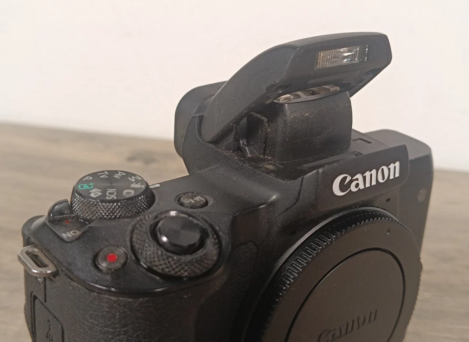 Canon EOS M50, photo 4 of 5