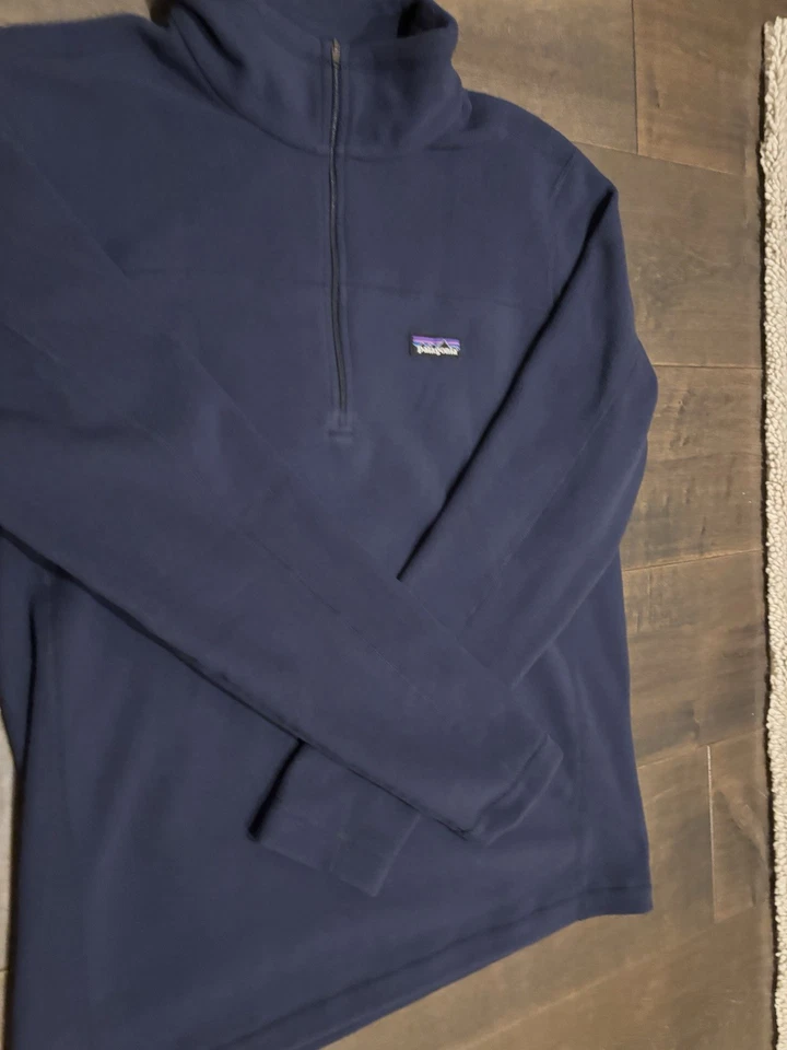 Men's PATAGONIA Micro D 1/4-Zip Fleece Pullover Navy Medium - Image 2 of 4