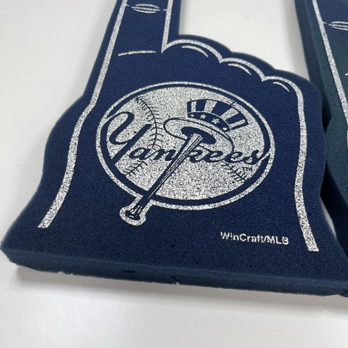 Pair Of Vintage 80's New York Yankees Foam Finger Old School Logo MLB Baseball - Picture 3 of 12