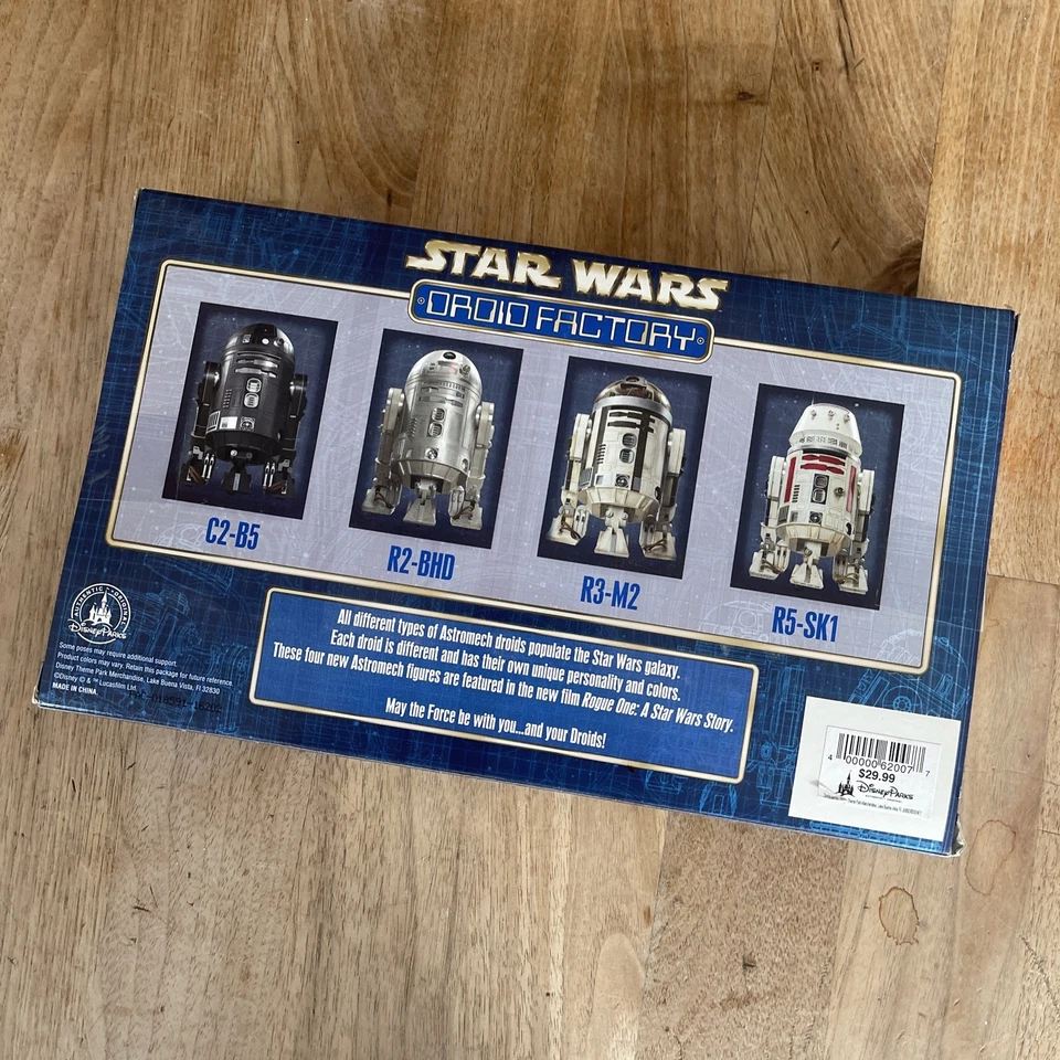 Star Wars Disney Droid Factory Rogue One C2-B5 R2-BHD R3-M2 R5-SK1 Nuevo Sellado Foto 2 de 4