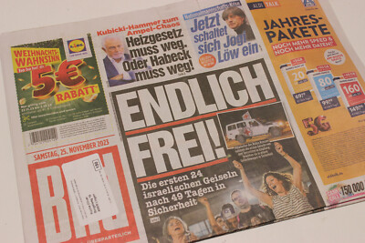 BILDzeitung 25.11.2023 November Geburt Geburtstag  Jogi Löw Geiseln