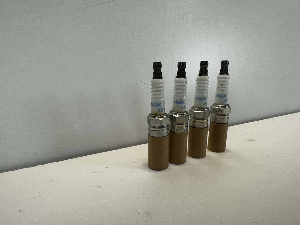 Aston Martin DB9 DBS Vanquish Rapide Virage V12 Vantage Zagato Spark Plugs Set - Image 2 of 4