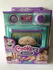 COOKEEZ MAKERY SCENTED BAKED TREATZ MAKE A PLUSH OVEN SURPRISE AQUA BLUE NIP