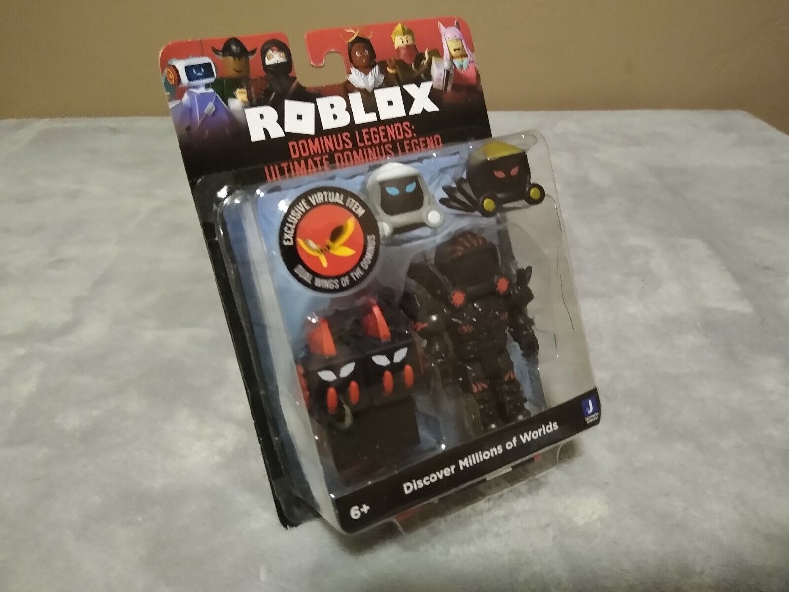 Roblox ULTIMATE DOMINUS LEGEND 2.5 In Figure Dual Wings Virtual