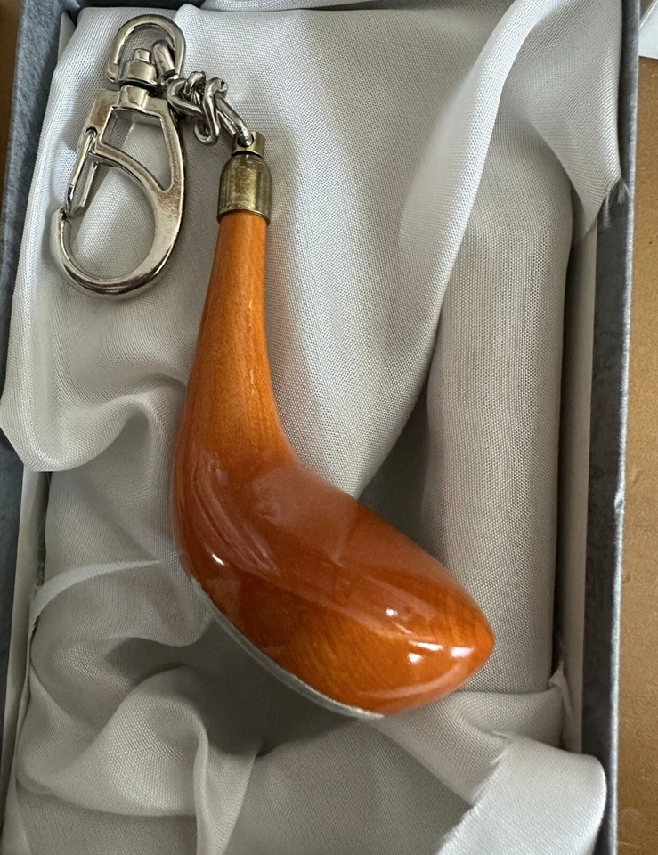 Llavero de madera de caqui para club de golf Foto 4 de 4