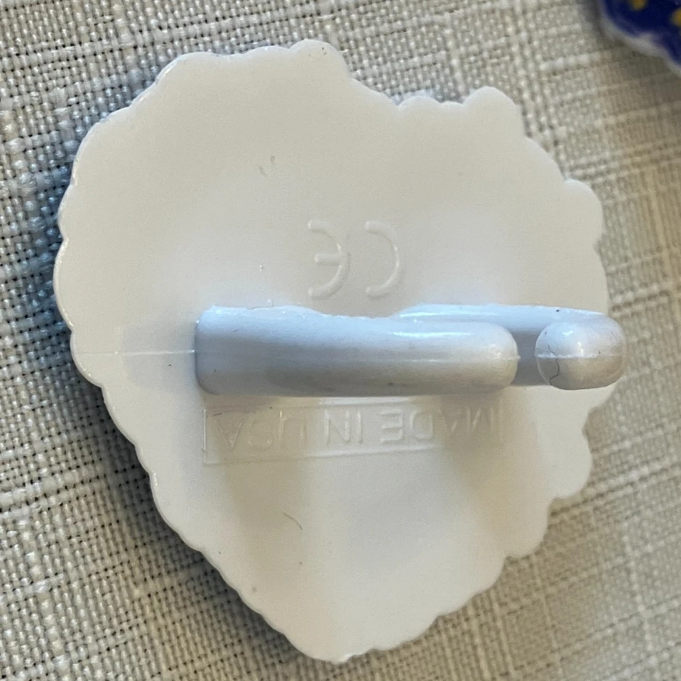 273 Heart Cupcake Rings Liners Decopac Plastic Wilton Baking Paper Valentine LOT - Image 3 of 4