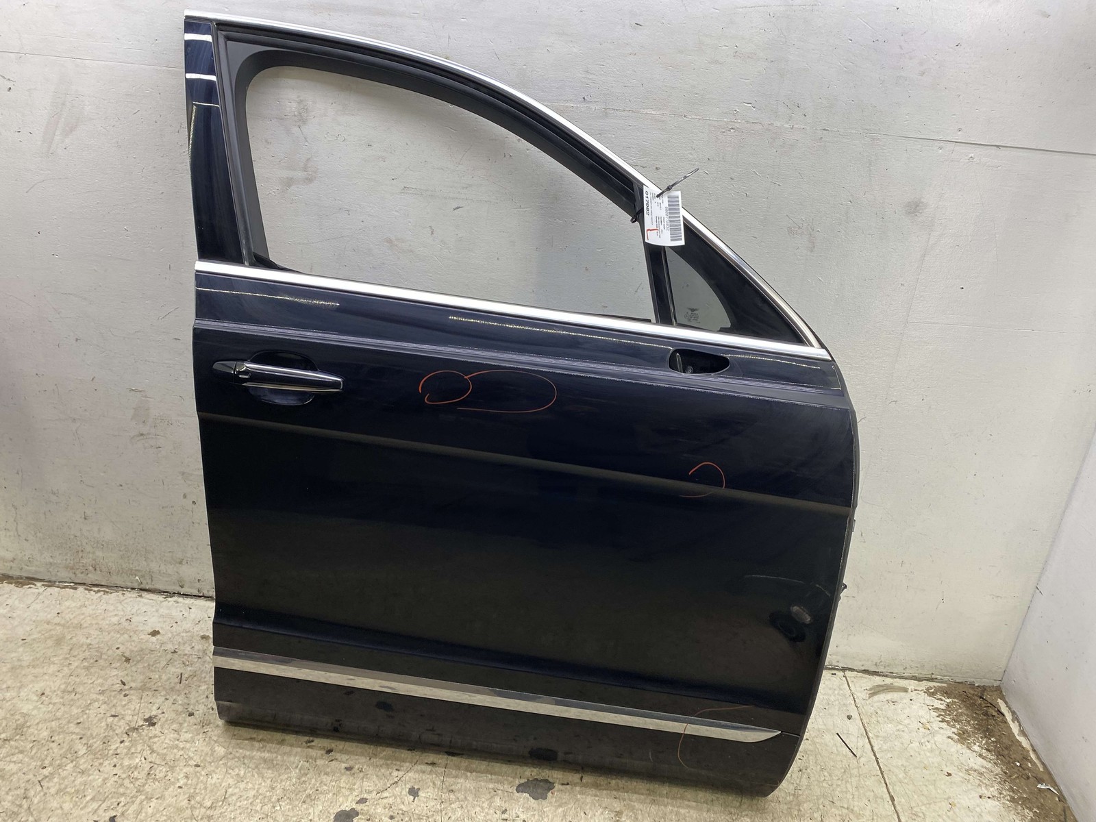 Bentley Bentayga 2015-2020 Front Right Door framework
