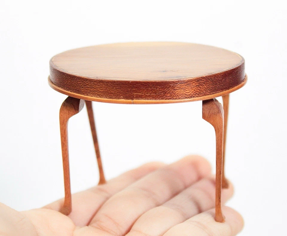 Mueble de mesa auxiliar de madera natural vintage miniatura para casa de muñecas 1:12 Foto 2 de 4