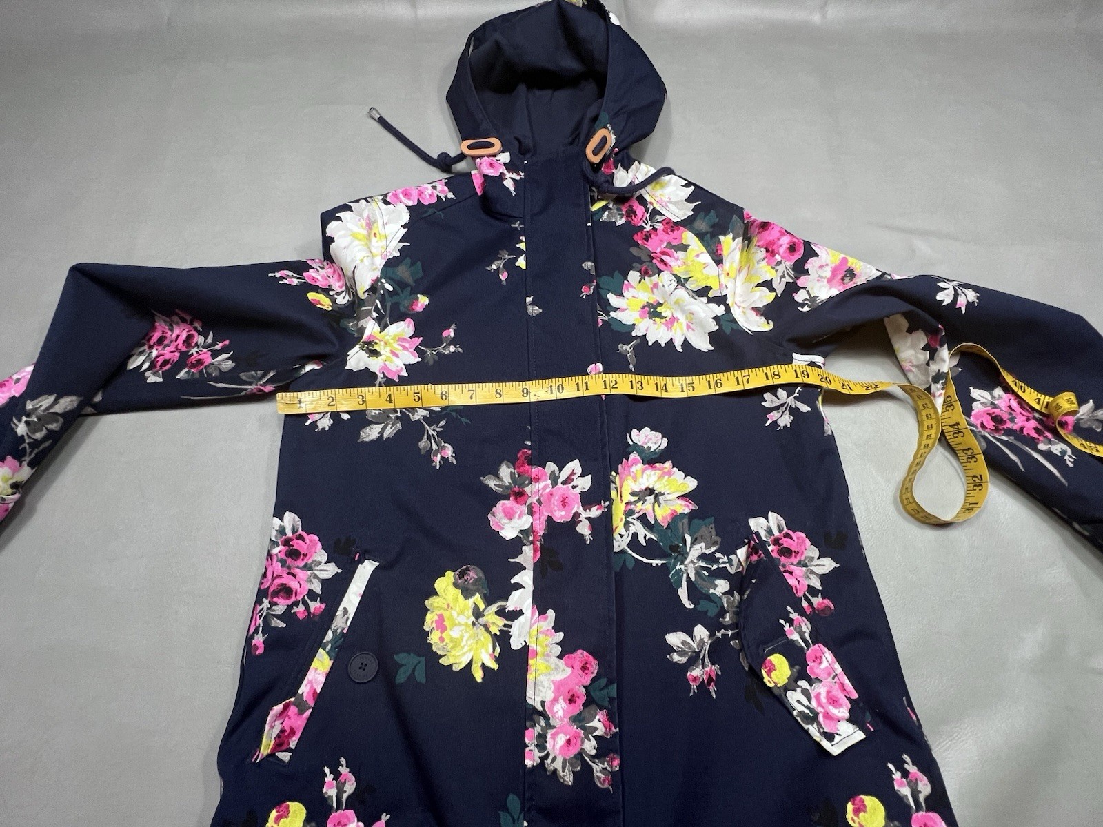 Joules Right As Rain Waterproof Navy Floral Raincoat Jacket  Size US 8