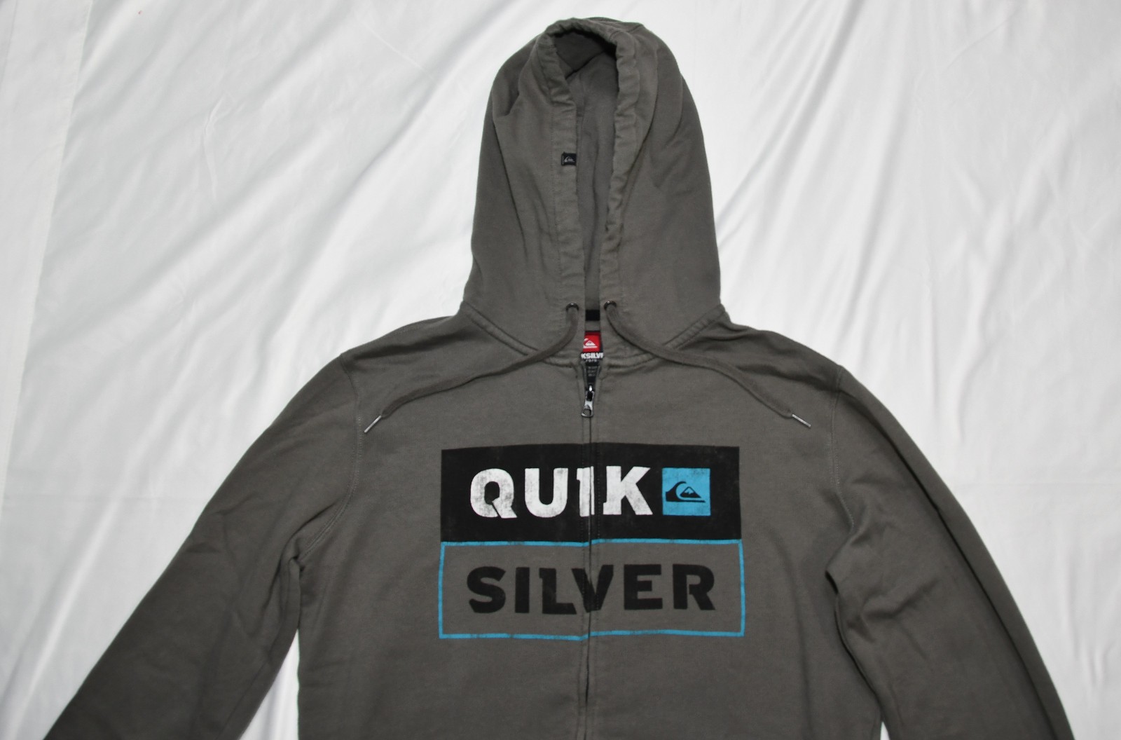 Quicksilver Sweatshirt Hoodie Gray (W Green Hint) Zip Up Large L (READ) image 3