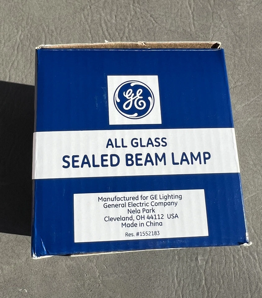 GE 4627 100W 28V Aviation Lamp/bulb - Image 4 of 4