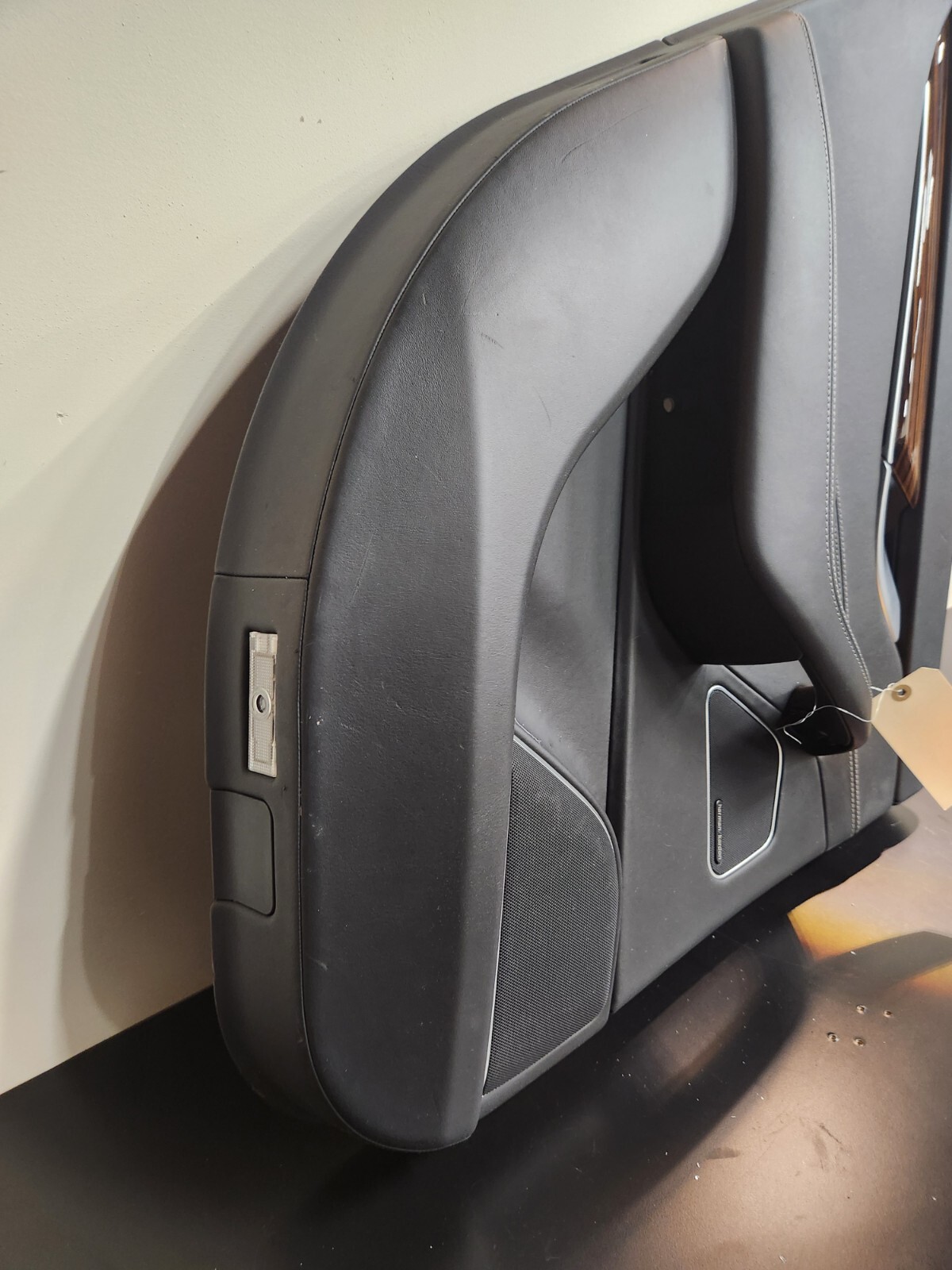 17  MASERATI LEVANTE OEM REAR DOOR TRIM PANEL BLACK DRIVER LEFT 